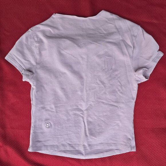 Lululemon Asymmetrical Front-Twist T-Shirt xs - Picture 2 of 2